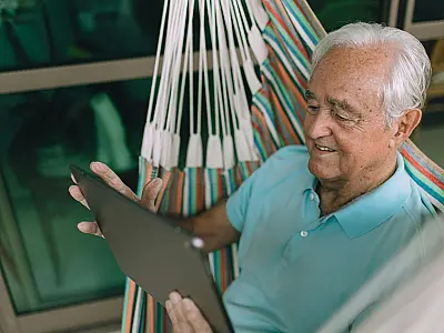 Quem completa 60 anos em 2026 passa a ter acesso a gratuidades e novos direitos garantidos por lei