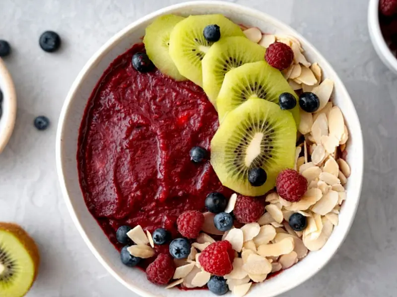 Açaí: benefícios, formas de consumo e como incluir na dieta sem engordar