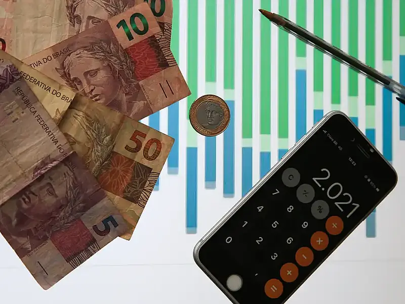 Record histórico: exportações de serviços brasileiras atingem US$ 51,8 bilhões em 2025 e Mdic lança painel para impulsionar setor
