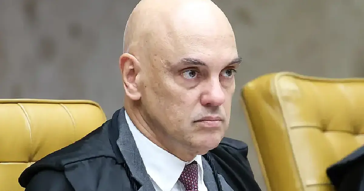 Entenda os argumentos de Alexandre de Moraes ao proibir visitas de Flávio a Jair Bolsonaro