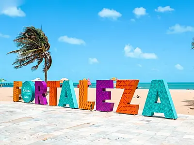 Fortaleza: Terra da Luz une história e praias