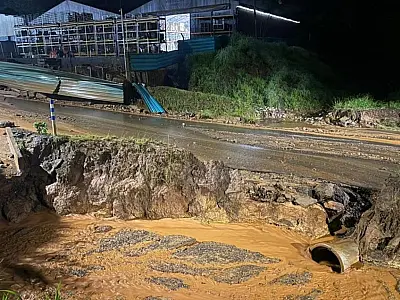Governo de Minas vai multar a Vale após vazamentos de água em minas de Congonhas