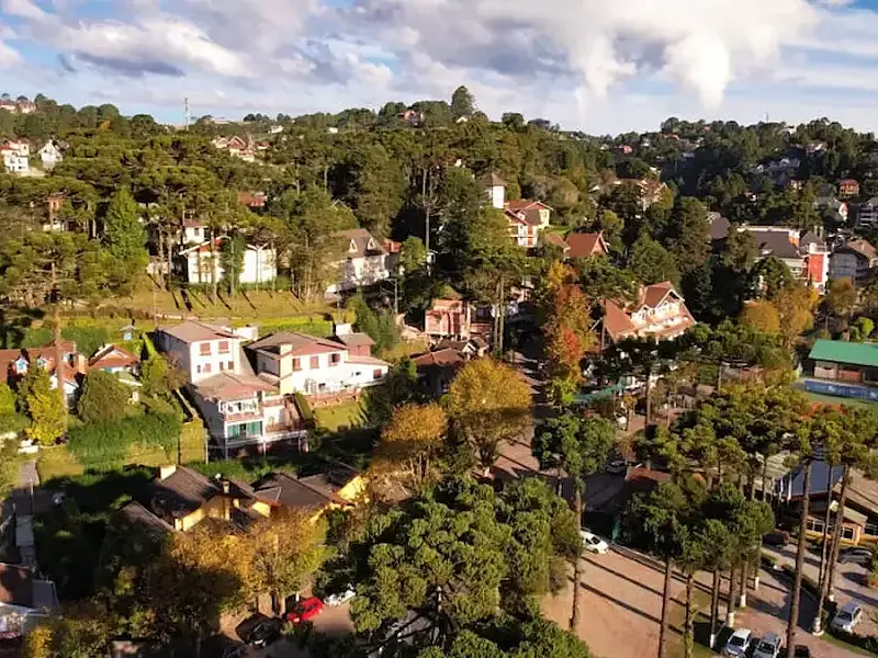 Suíça Brasileira: paraíso para vida calma e clima de montanha