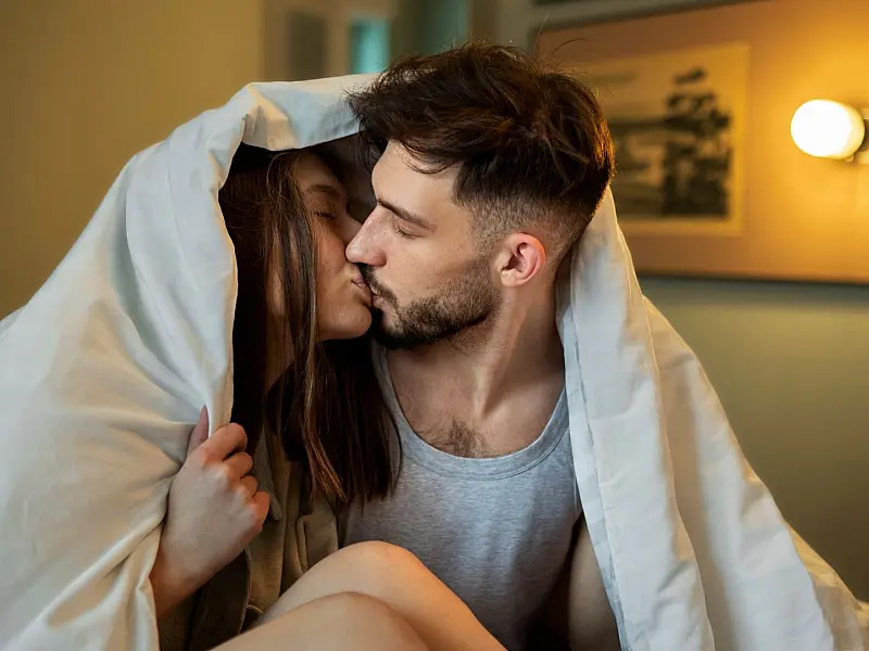 Sexo regular pode reduzir sintomas de depressão, aponta estudo
