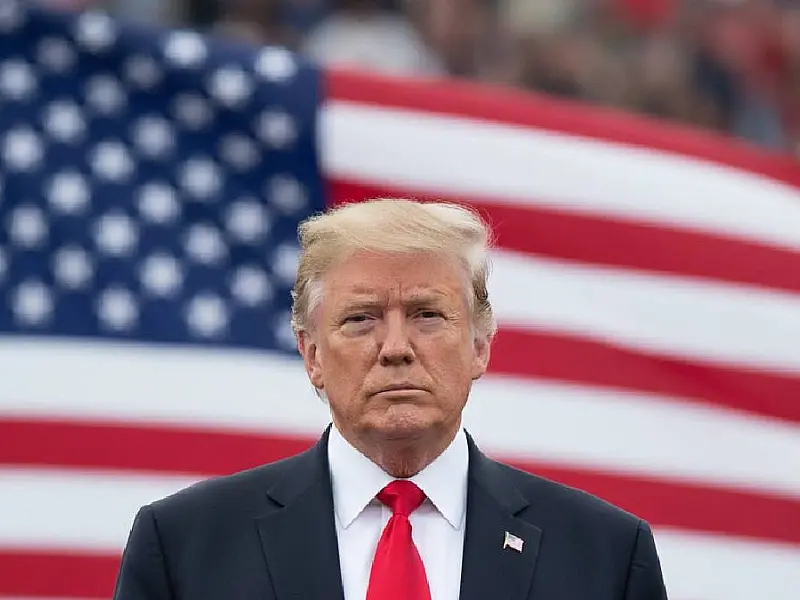 Trump insiste em comprar Groenlândia em Davos sem usar a força