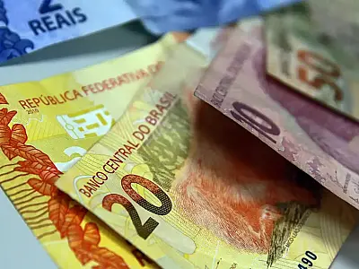 Governo federal arrecada R$ 2,88 trilhões em 2025 e alcança maior valor da história