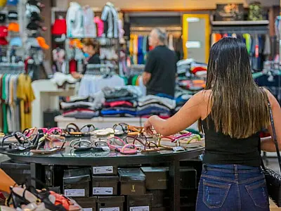 PECs sobre mandato de 5 anos e fim da escala 6x1 avançam e podem ir ao Plenário