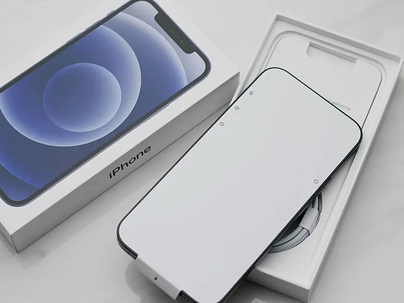 Leilão da Receita Federal oferece iPhones e outros eletrônicos com preços abaixo do mercado.