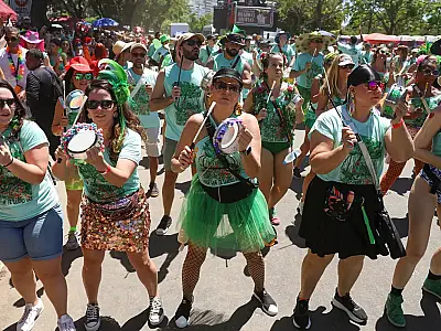 Bloco Quizomba leva conscientização sobre ecologia e feminicídio ao Aterro do Flamengo no carnaval 2026