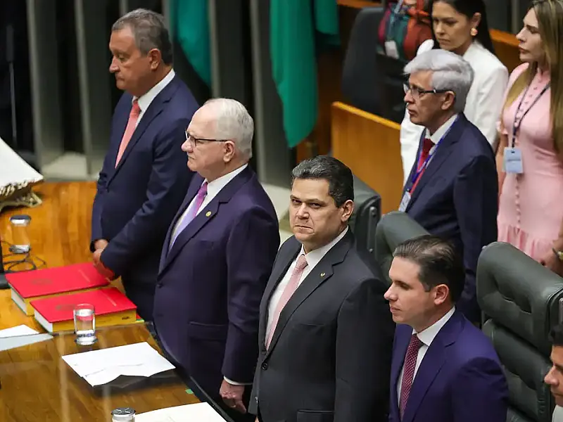 Ao abrir ano legislativo, Davi Alcolumbre diz que paz entre poderes não é omissão e reforça papel do Congresso na mediação de crises