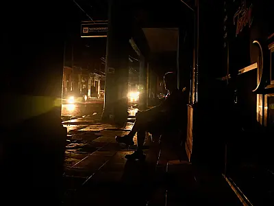 Cuba enfrenta colapso parcial no sistema elétrico: 3,4 milhões afetados em quatro províncias do leste da ilha em novo capítulo da crise energética