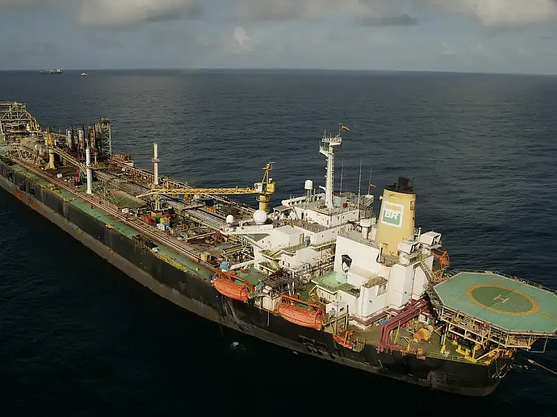 Espírito Santo volta a ser o segundo maior produtor de petróleo do Brasil em 2025, com 193 mil barris diários.