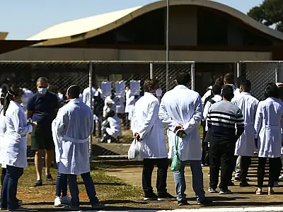 Inscrições para Mais Médicos Especialistas terminam neste domingo com 1.206 vagas e foco em áreas vulneráveis do SUS