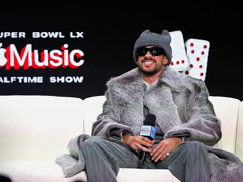 Super Bowl LX destaca multiculturalismo com show de Bad Bunny e vitória dominante do Seattle Seahawks