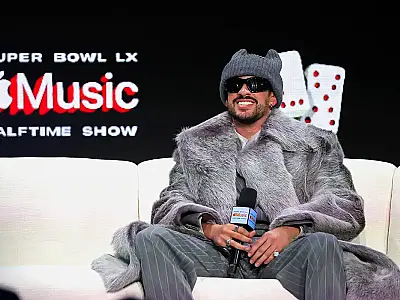 Super Bowl LX destaca multiculturalismo com show de Bad Bunny e vitória dominante do Seattle Seahawks