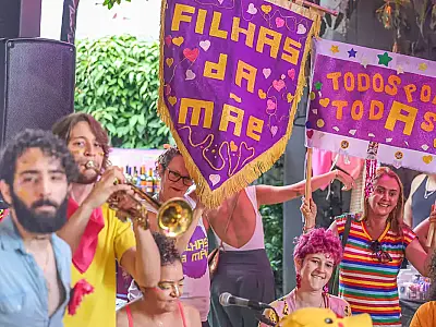 Blocos de carnaval no DF transformam folia em ferramenta de autocuidado e inclusão social