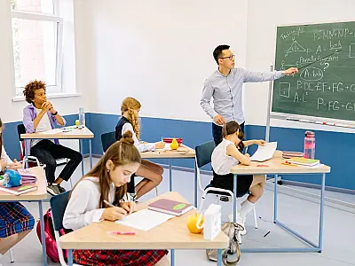 Censo Escolar 2025 aponta queda de 1 milhão de matrículas na educação básica