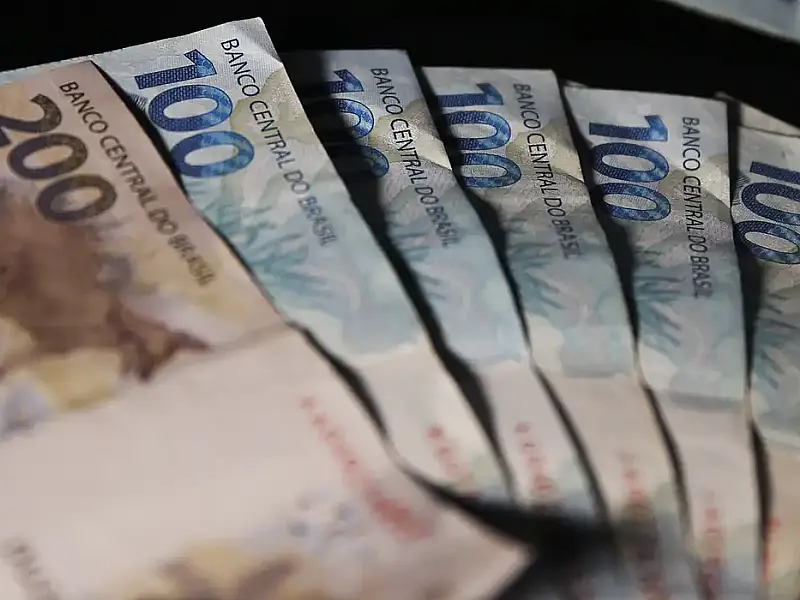 Mercado revisa alta da inflação para 4,31% em 2026, perto do teto da meta