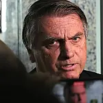 Oposição reage e classifica como autoritária suspensão de visitas a Bolsonaro