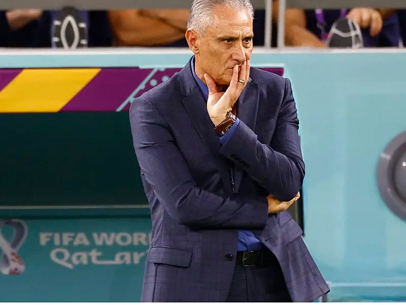 Tite deixa o comando do Cruzeiro após empate com o Vasco pelo Campeonato Brasileiro.