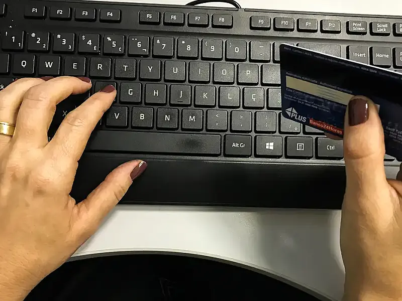 Mutirão da Febraban vai até 31 de março e oferece condições especiais para renegociar dívidas bancárias em atraso. Veja quem pode participar.