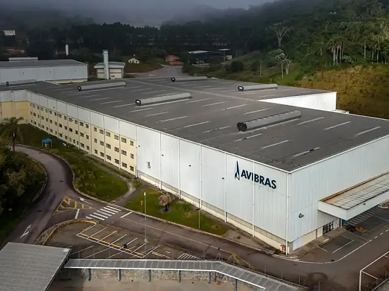 Fim da greve da Avibras abre nova etapa de reestruturação com pagamento de passivos e retomada gradual da produção