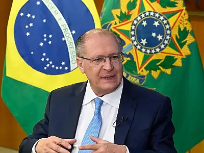 Alckmin diz que decisão sobre candidatura depende do povo