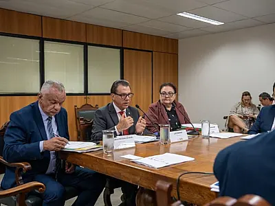 Brasil abre mais de 112 mil vagas com carteira assinada em janeiro