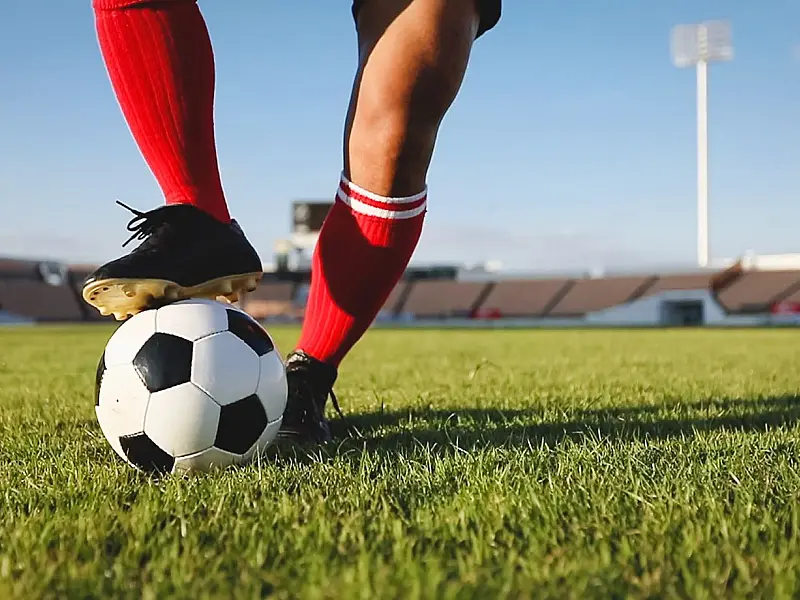 Confusão em final estadual terminou com número elevado de expulsões entre jogadores.