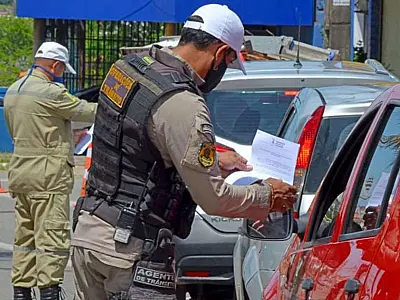 Projeto prevê multa de R$ 2.934,70 e suspensão da CNH por até 24 meses por direção irresponsável