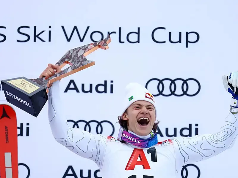 Lucas Pinheiro Braathen vence etapa da Copa do Mundo de esqui alpino na Eslovênia.