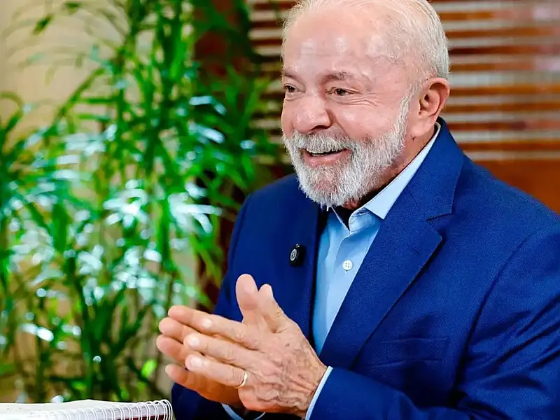 Presidente Lula afirma que Pix é sistema brasileiro e não sofrerá mudanças estruturais.