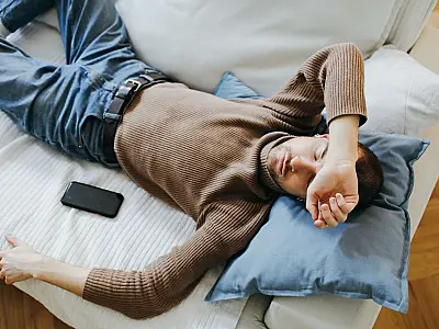 Estudo aponta quantas horas de sono ideal para quem tem 18 a 64 anos