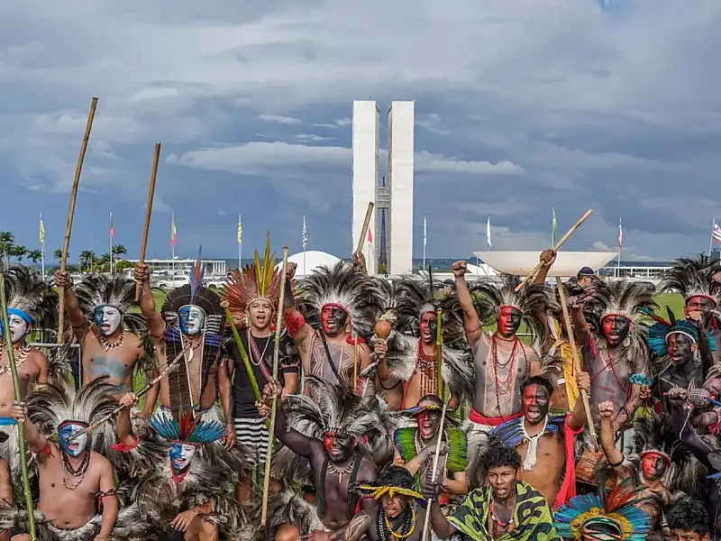 Organizações cobraram demarcação de terras no Dia dos Povos Indígenas.