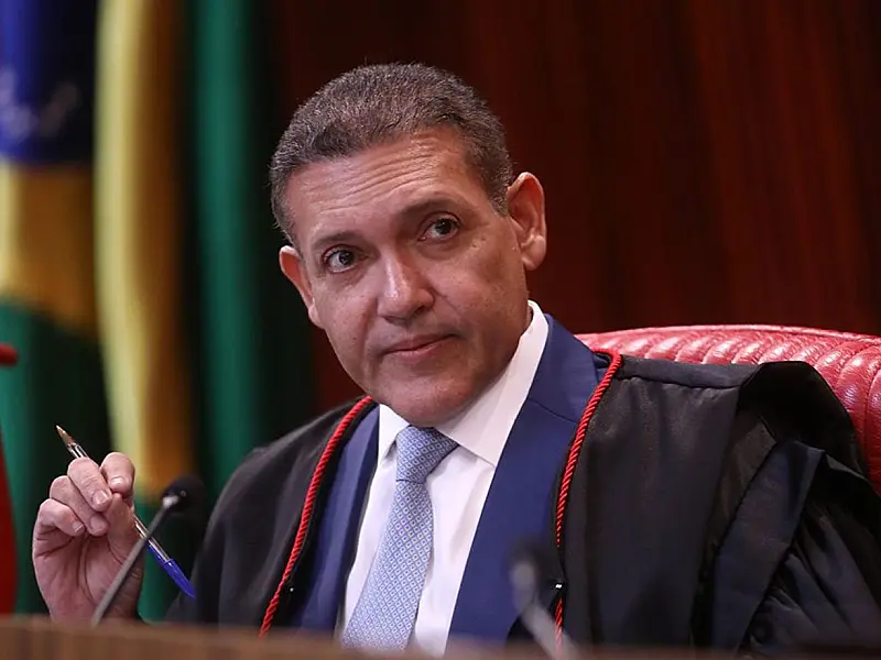 Kassio Nunes Marques tomou posse como novo presidente do TSE em Brasília