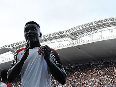 Rodada do Brasileirão isola líder e movimenta as primeiras posições