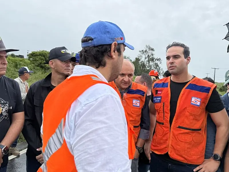 Governador acompanha ações emergenciais em cidades atingidas por chuvas na Paraíba