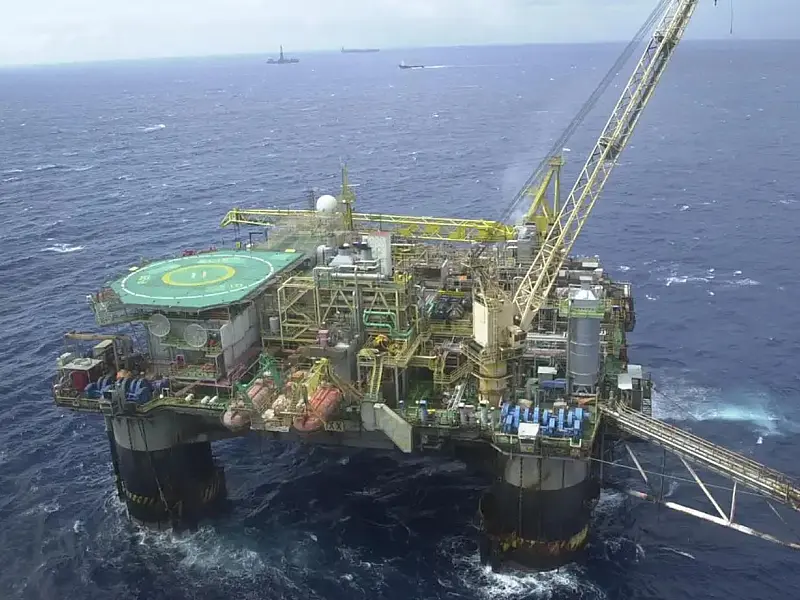 Brasil registra recorde histórico na produção de petróleo e gás em março
