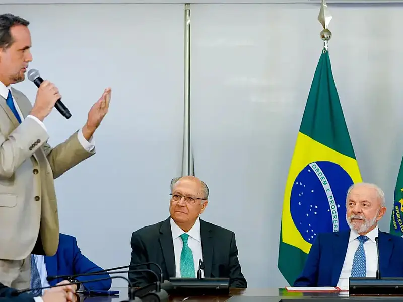 Governo federal anunciou o fim do imposto sobre compras internacionais de até US$ 50