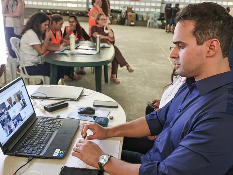 Lucas Ribeiro participa de reunião sobre ações emergenciais para famílias afetadas pelas chuvas na Paraíba