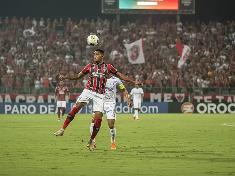 Santa Cruz x Volta Redonda: onde assistir e escalações do duelo