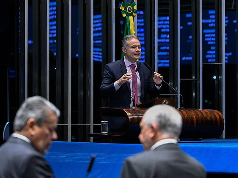 Senado aprovou proposta que cria renovação automática da CNH para bons condutores