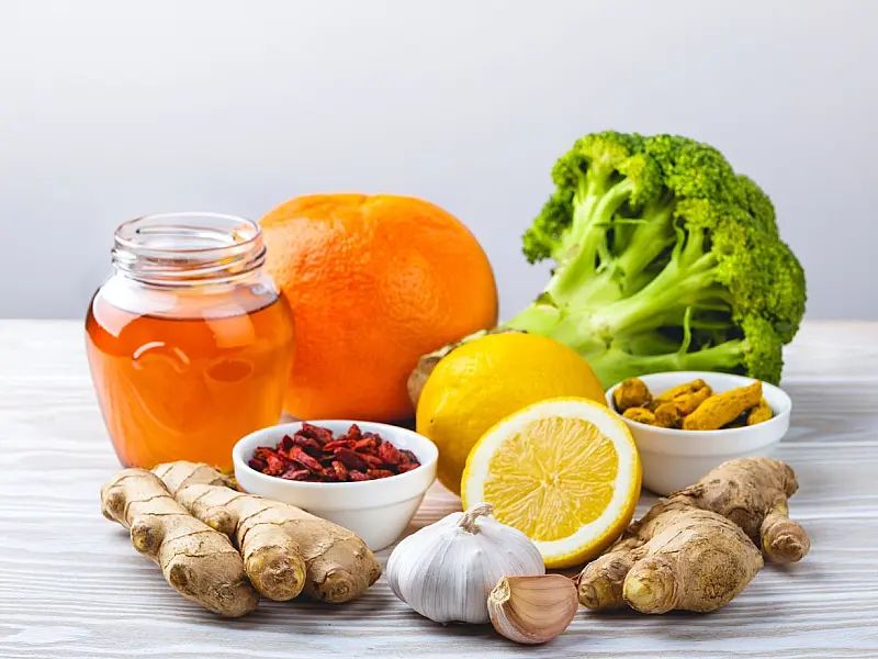 Alimentos frescos e ricos em nutrientes ajudam a blindar o organismo contra inflamações.