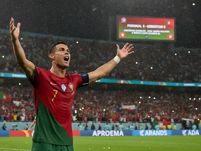 Cristiano Ronaldo faz história em dia de goleada e recorde mundial na Copa