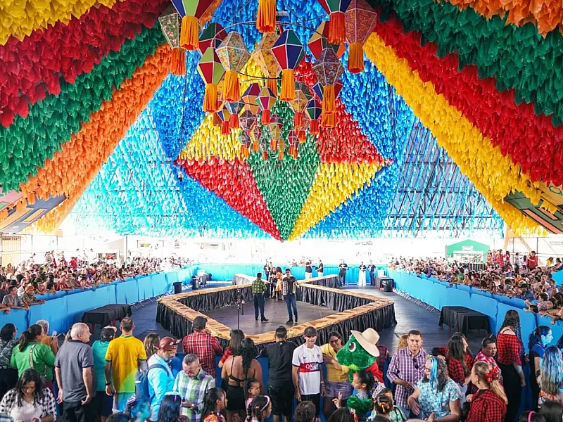Parque do Povo receberá milhares de casais e uma estrutura gigante de confeitaria para o evento