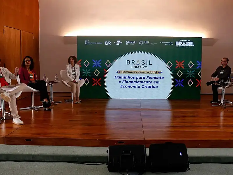 Ministra Margareth Menezes e gestores debatem no Rio de Janeiro novos modelos de crédito para o setor cultural