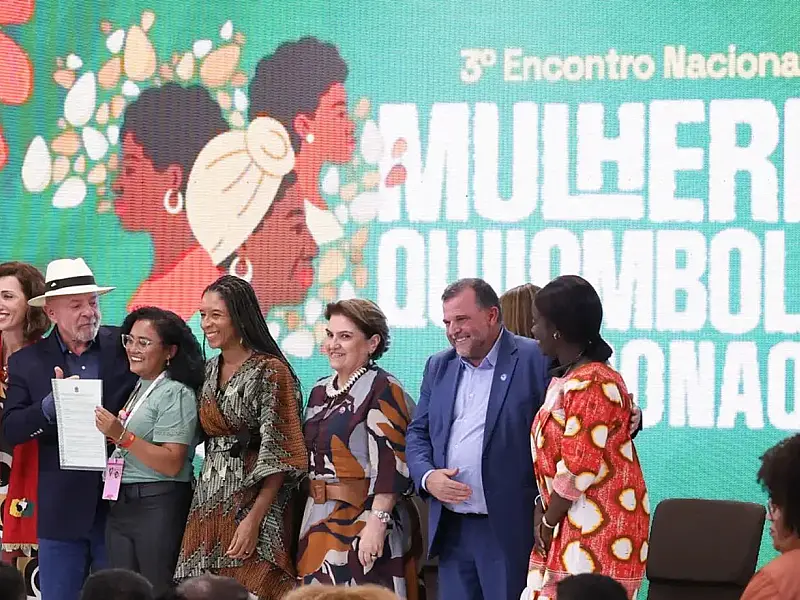 Cerimônia em Brasília assegura a propriedade definitiva da terra para comunidades tradicionais de seis estados