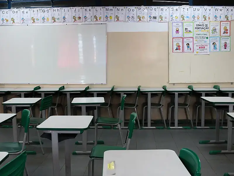 MEC exige o envio de dados sobre a aplicação do ensino de história e cultura afro brasileira nas redes públicas.