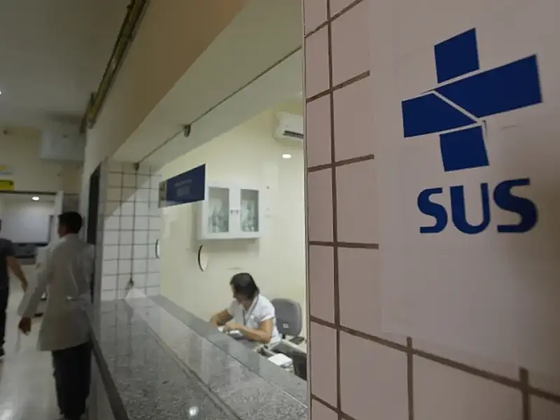 Ministério da Saúde cria comitê permanente para otimizar compras de remédios de alta complexidade no SUS.