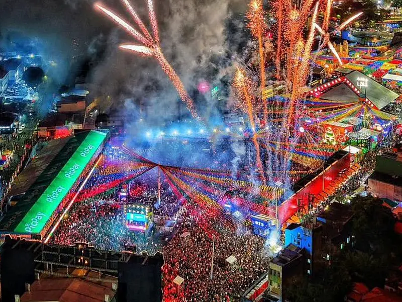 Parque do Povo registra grande movimentação de público na reta final d'O Maior São João do Mundo